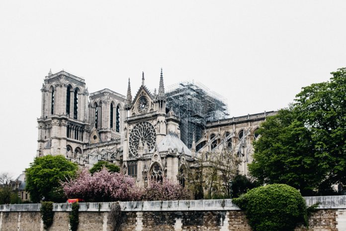 France Tweaks: Reconstruction of Notre-Dame, Green Light For The Law