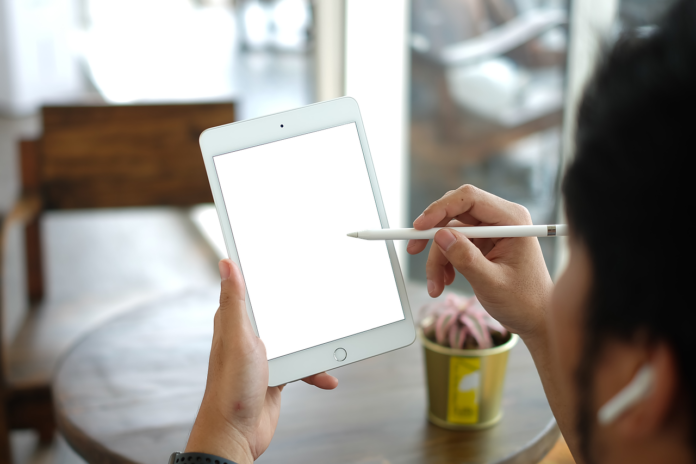 The Apple Pencil of the future could work without having to touch the iPad