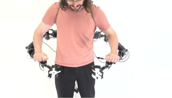 The Japanese created a programmable wearable Robotic Arm