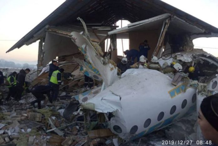 At least 15 dead and more than 60 injured in a plane crash in Kazakhstan