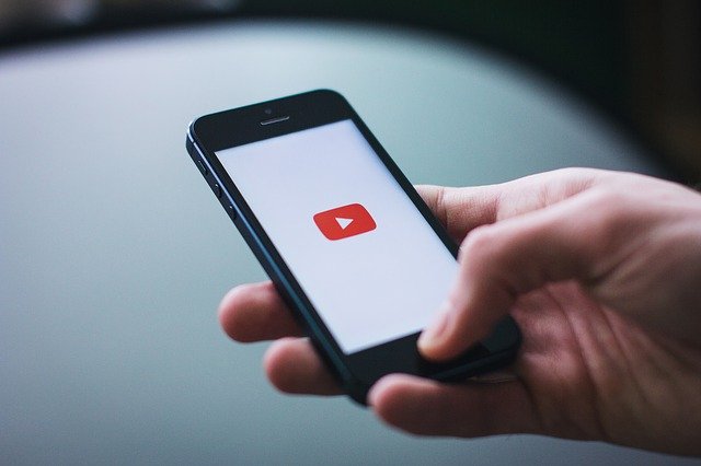 Turning off threats, insults and inappropriate comments on Youtube