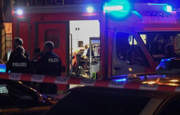 The German Police killed a man with a knife in front of a police station
