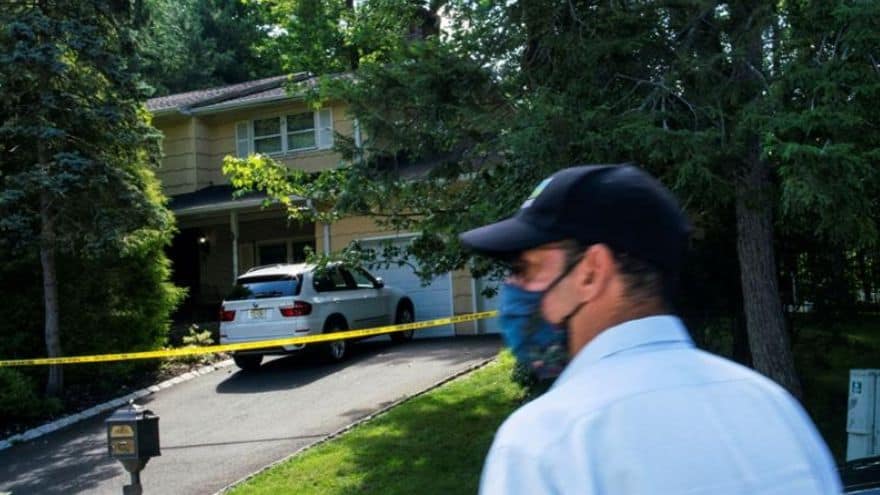 New Jersey: Gunman at the door kills son of US federal judge, injures husband