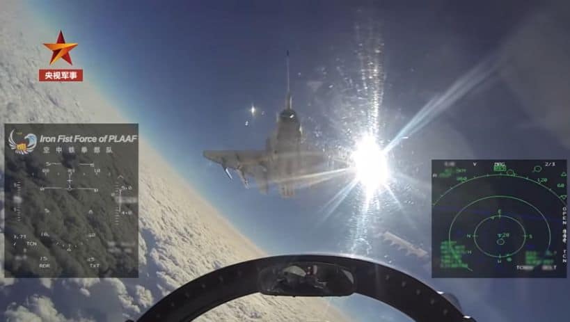 Video: Chinese fighter jet pilots put their skills to the test