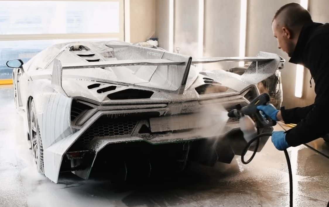 Videos: this is how the most expensive cars in the world are cared for