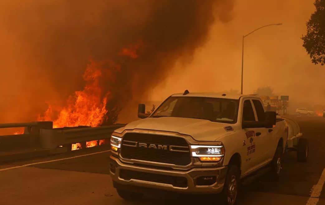 Wildfires in California devastate more than 50,000 hectares | Videos