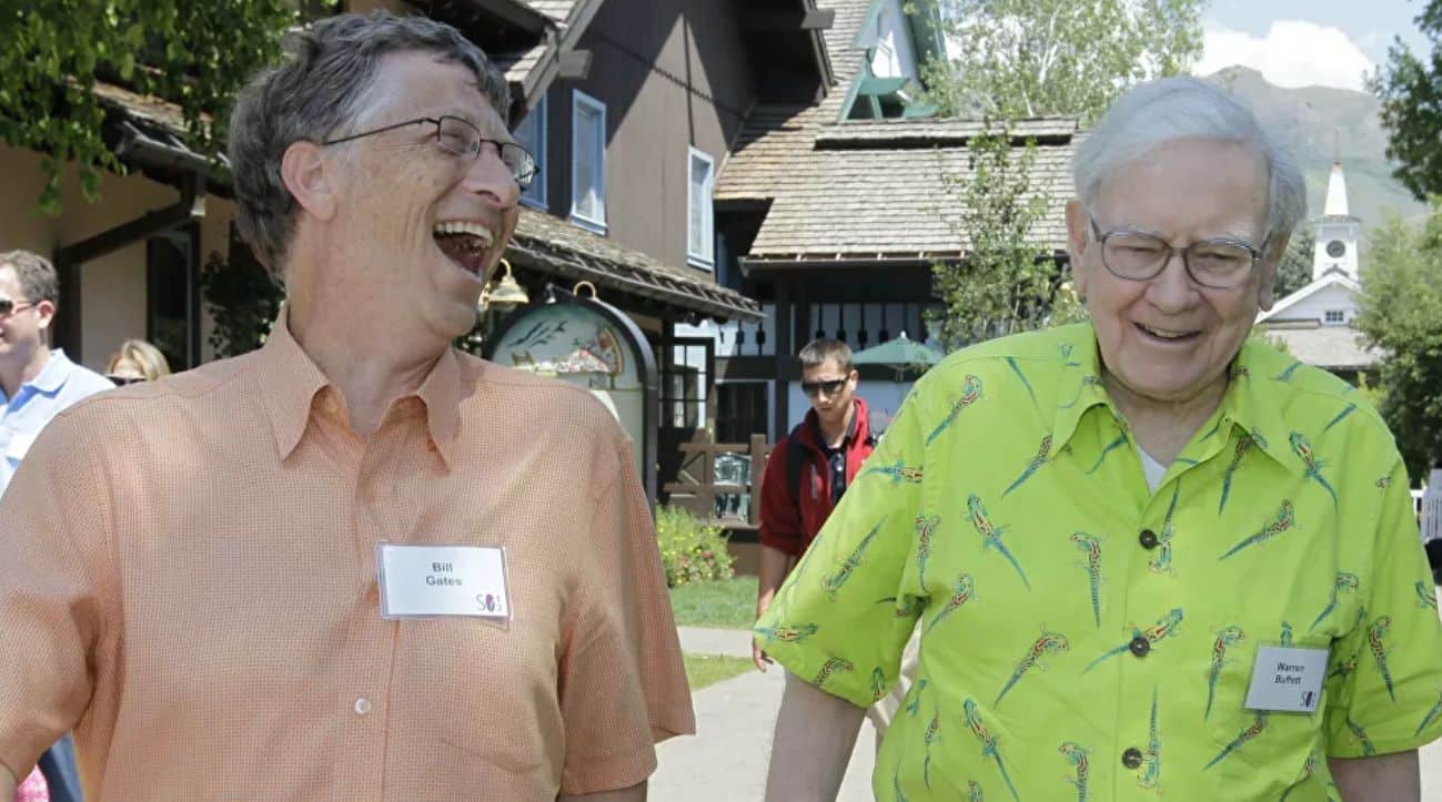 Bill Gates dedicates an unexpected gift to Warren Buffet for his birthday