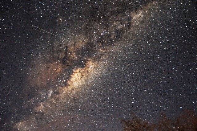 October: the best month to see Mars and one of the last meteor showers of the year
