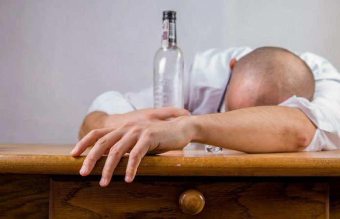 Scientists find out how alcohol dulls alertness