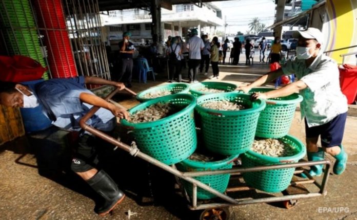 Thailand records a New COVID-19 outbreak linked to shrimp farming