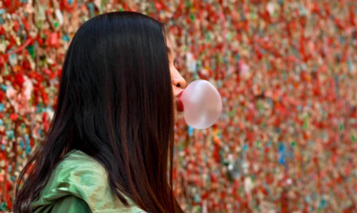This is one of the side effects a simple gum can have on your health