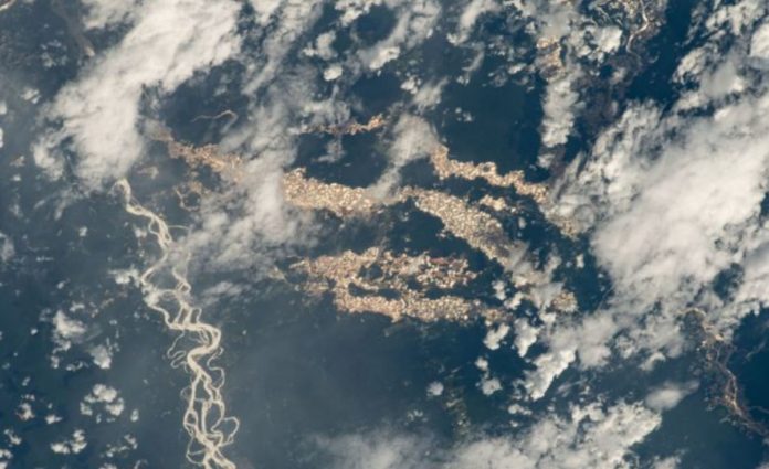 A NASA photo showing rivers of gold in Peru hides a tragedy