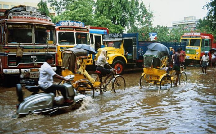 Climate change 'making Indian monsoon seasons more chaotic and could ruin economy' - experts