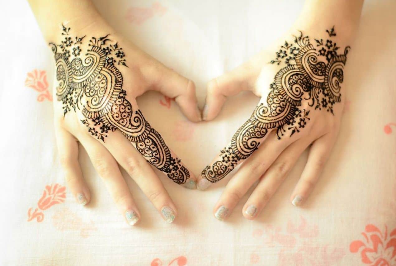Instant Henna Temporary Tattoo | Brown Henna Hand Sticker | Zahra – Regal  Mehndi