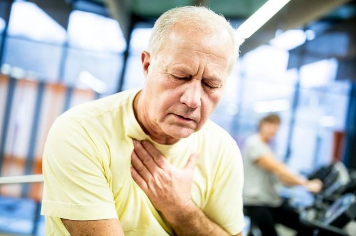 Doctor warns of the symptoms people experience on the verge of a heart attack
