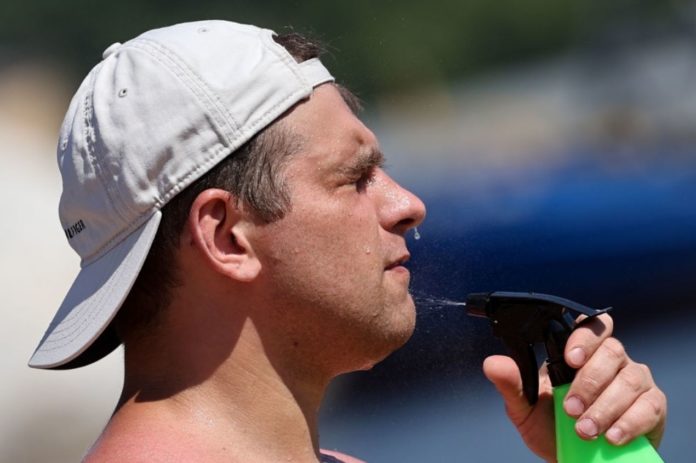 Medicine during summertime temperatures may increase heat-related illness risk - warn doctors