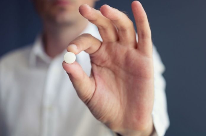Doctor reveals hidden dangers Of Aspirin