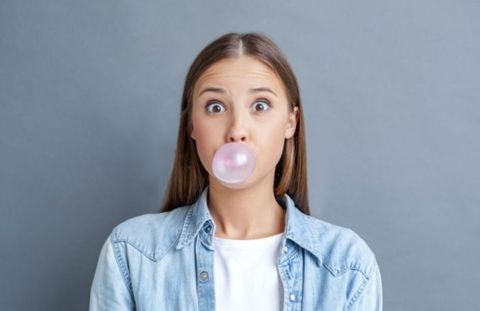 Chewing gum post-heart surgery may speed up the return of gut function