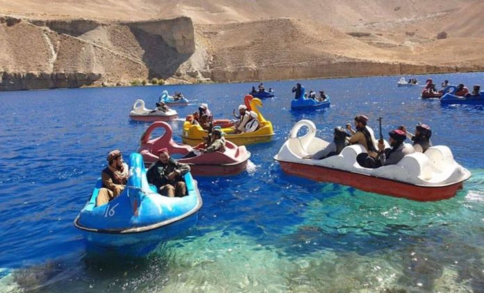 Taliban ride swan boats with grenade launchers