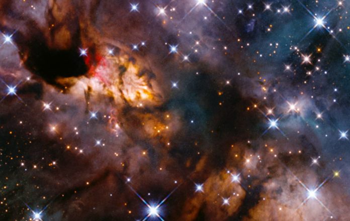 NASA Hubble Telescope Captures Breathtaking View of Prawn Nebula