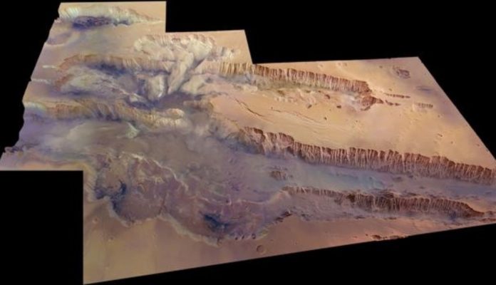 Scientists discover a gigantic reservoir of 'hidden water' on Mars