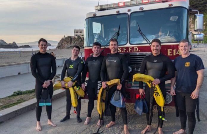 Surfers who challenged nature to a duel almost lost rescued by San Francisco Fire patrol