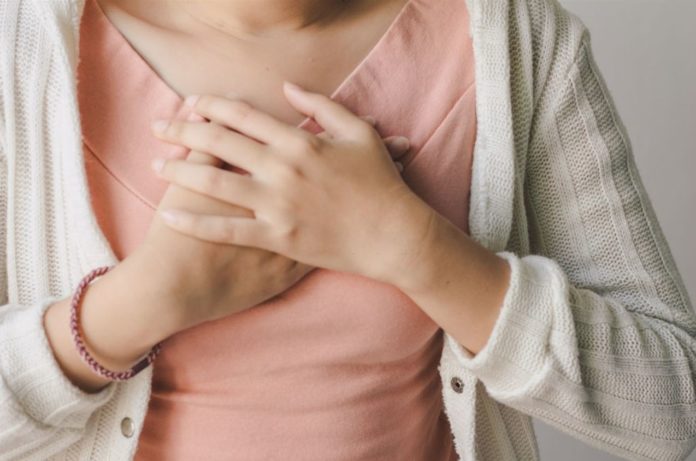 Doctor explains three causes of 'sharp' chest pain and when to look for medical help