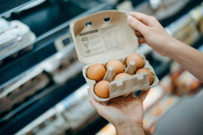 Doctor says these people should not eat more than two eggs per week