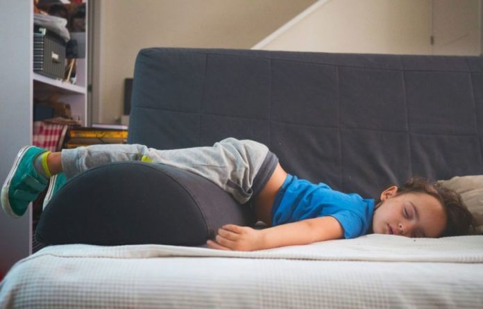 How you sleep could also increase your risk of heart disease by 141%