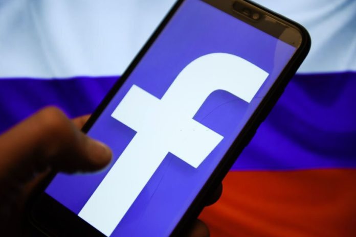 Russia lifts Facebook, Instagram ban, just don't break 'extremism' law