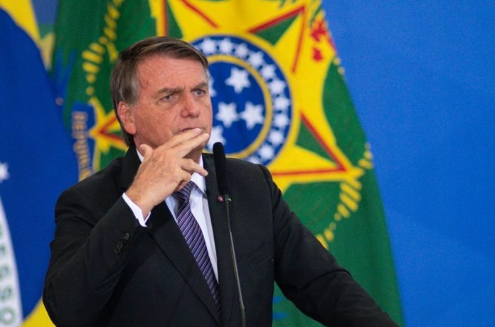 Higher COVID-19 cases and deaths seen in counties where Brazil’s Bolsonaro won