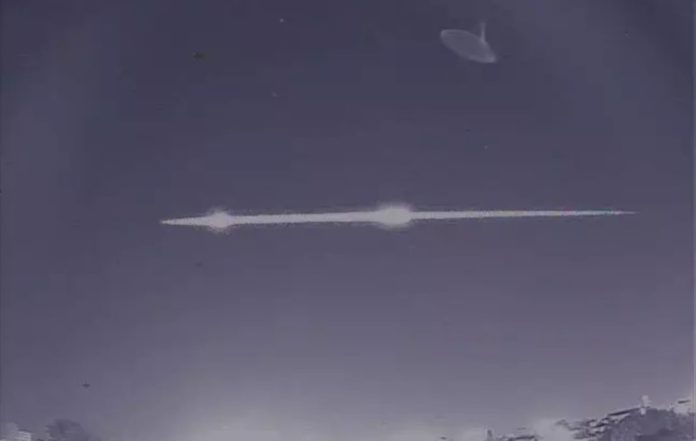 Sao Paulo Stunned By Double Meteor Explosions - Video