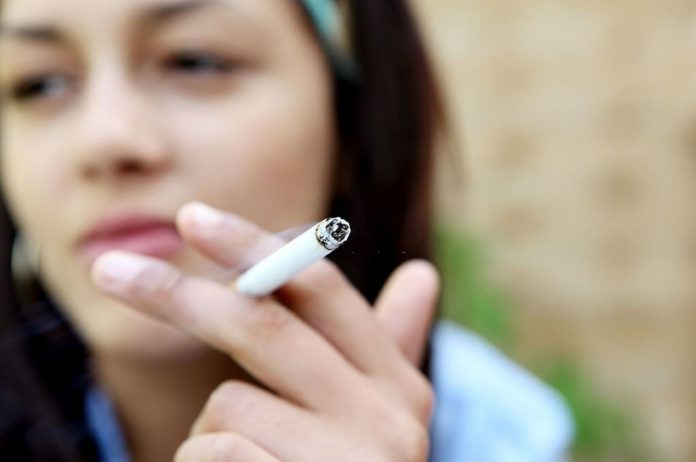 Why most heavy smokers don’t get lung cancer - study finds