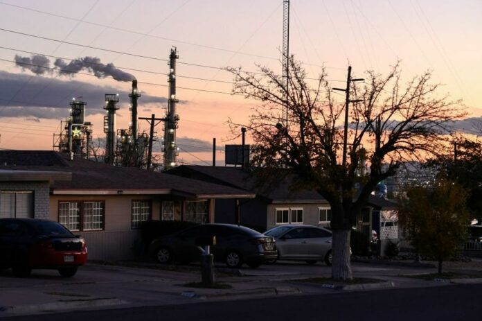 Living Near A Petroleum Refinery May Make You Vulnerable To Stroke, Finds New US Study