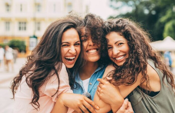 Having Good Friendships Could Make For A Healthier Gut Microbiome, Study Finds