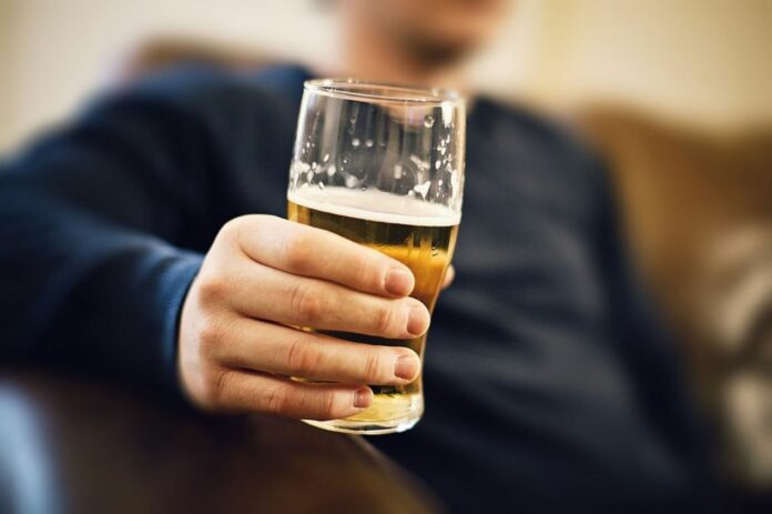 Alcohol consumption May Be More Harmful Than Thought for Men