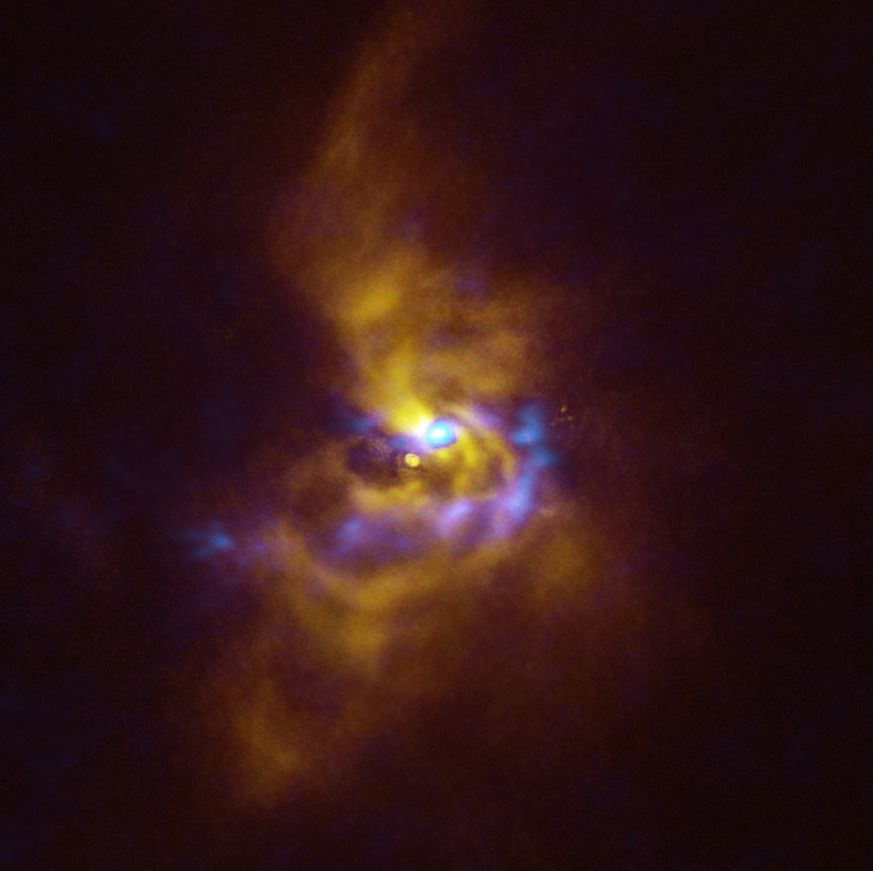 Birth of Giants: ESO's New Image Unravels Secrets of Planet Formation
